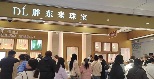 從河南到全國(guó)，胖東來(lái)品牌戰(zhàn)略擴(kuò)張的挑戰(zhàn)與機(jī)遇分析