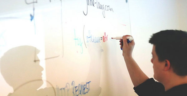 品牌戰(zhàn)略定位規(guī)劃怎么做？制定要注意什么？